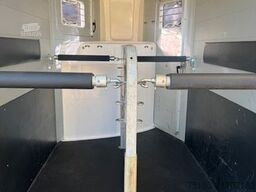 HUMBAUR Notos Alu Pferdeanhänger 2,7t. 1.Hand SK