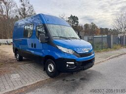 IVECO Daily Kasten 35S18 /6 Sitze/ 3.0L / 3,5T Anh.