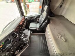 Scania R 520 8x4 RETARDER / FULL STEEL / BOX L=5565 mm