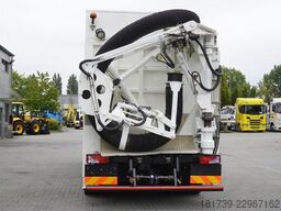 MAN TGA 35.440 8×4 / SB-106 vacuum excavator