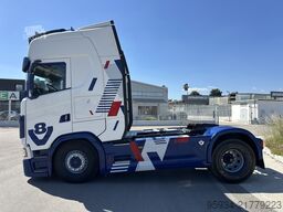 SCANIA 590 S FULL PNEUMATIC