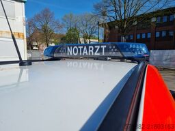 BMW xDrive 220 d Notarzt NEF Notarzteinsatzf