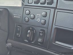 SCANIA R490