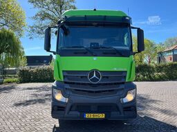 Mercedes-Benz Actros 1943