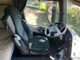 Mercedes-Benz Actros 1943