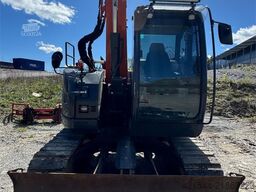 Hitachi ZX85US-6 Crawler Excavator with tilt, 3 buckets an