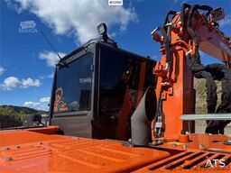 Hitachi ZX85US-6 Crawler Excavator with tilt, 3 buckets an