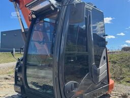 Hitachi ZX85US-6 Crawler Excavator with tilt, 3 buckets an