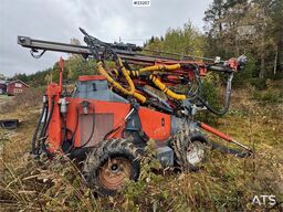 Tamrock Commando 300
