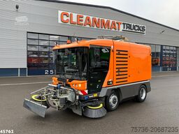 Ravo 580 Euro 6 with 3-rd brush