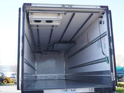 Renault D19 Wide 4x2 E6 / Lamberet 22 EPAL refri