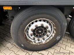 Schmitz Cargobull SCB S3B / Box Trailer / Loadlift 2000 kg / APK ...