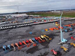 Potain IGO32 Tri/A Mobile self-erecting tower c