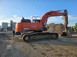 HITACHI ZX 300 LC