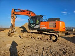 HITACHI ZX 300 LC