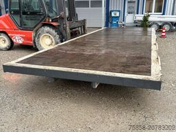 Krone 7,45m BDF Plattform mehrfach vorhanden