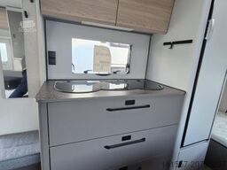 BÜRSTNER B66 480 TK 1.700 kg / Dusch-Paket