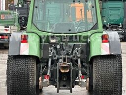 FENDT 250 SA 4x4 Fronthydraulik Rasenbereifung