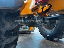 LIEBHERR L506C Schaufel/Palettengabel