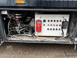 MENKE-JANZEN 4.Stock Viehanhänger Hubdach, Tränke