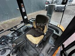 VOLVO L25B-P Palettengabel&Schaufel