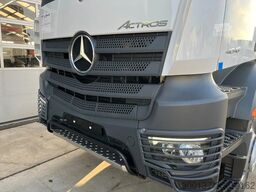 Mercedes-Benz Actros 4048 S 6x4 Tractor Head