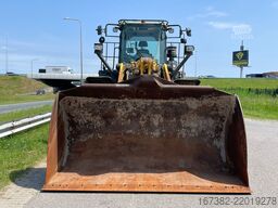 Komatsu WA470-8
