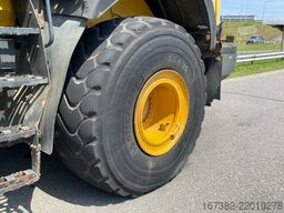 Komatsu WA470-8