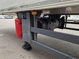 Schmitz Cargobull FRIGORIFIQUE + HAYON