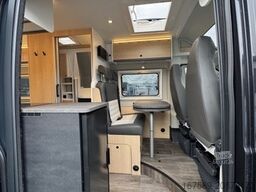 SUNLIGHT Cliff 600 X Adventure, Autom,Safety Pkt,6E,LED