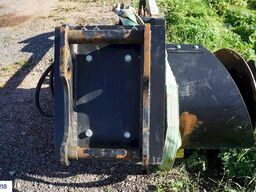 Digga BFT2 Chain digger w/ Combi attachment.