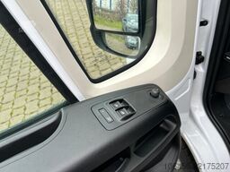 Opel Movano 2.2 DoKa 6-Sitzer L3 H2 +Klima+Allwetter+AHK