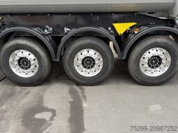 Schmitz Cargobull SKI 24 Kippauflieger