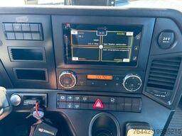 MERCEDES-BENZ AROCS