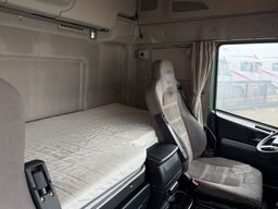 Iveco 190S42 Stralis 4x2 Koffer/HB / Swiss-Vehicle