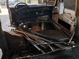 MERCEDES-BENZ 250 Coupe 280 W114 /8