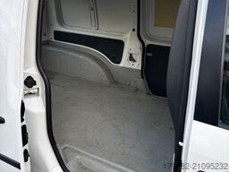 VOLKSWAGEN Caddy 2.0 TDI Maxi StdHzng Klima 2Schiebetüren