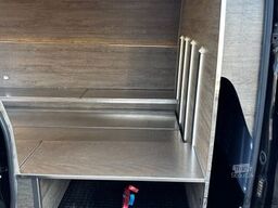 MERCEDES-BENZ Vito Kasten 114CDI 4x4 lang Bestattung Hartung