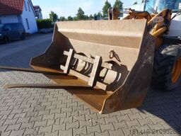 LIEBHERR L 509 Stereo