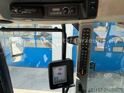 JCB Fastrac 4220 * Bj 2016 - 9.365 Std. * 60 km/h *