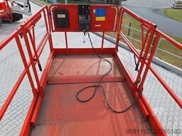JLG M3369