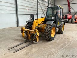 JCB 526 S
