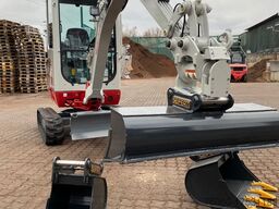 Takeuchi TB320 V3 Powertilt 3 Löffel