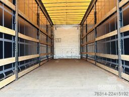 Schmitz Cargobull Curtainsider Mega Getränke