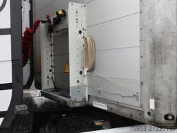 Schmitz Cargobull SCS 24 Palettenkasten Lenkachse Staplerhalterung