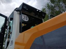 Liebherr A 918 Litronic