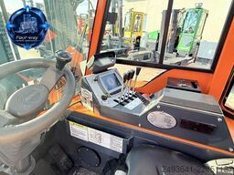 Combilift CBE2500 TRIPLEX 4900 POSITIONER CABIN