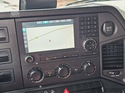 MERCEDES-BENZ ANTOS 1824