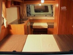 NIEWIADOW Wohnwagen Niewiadow 750kg N126D