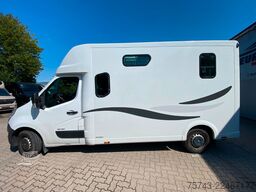 RENAULT Theault Proteo   5 Sitzer  Haras / Hengste